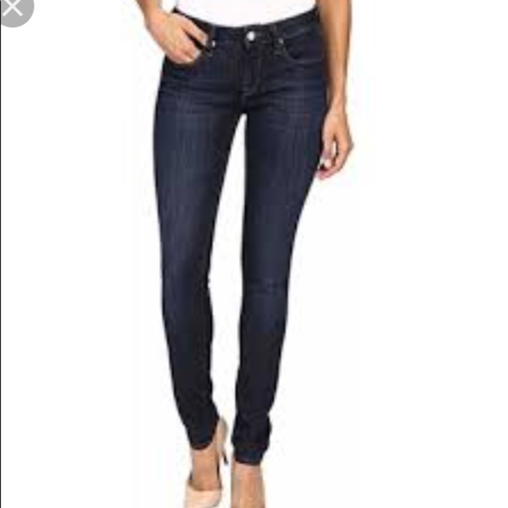 Mavi Jeans